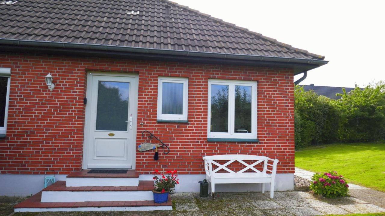 Seeblick II - Gemuetliche 60Qm - Ganzes Haus - 50M Zum Naturstrand - Mit Terrasse Und Grossem Garten Glücksburg Extérieur photo