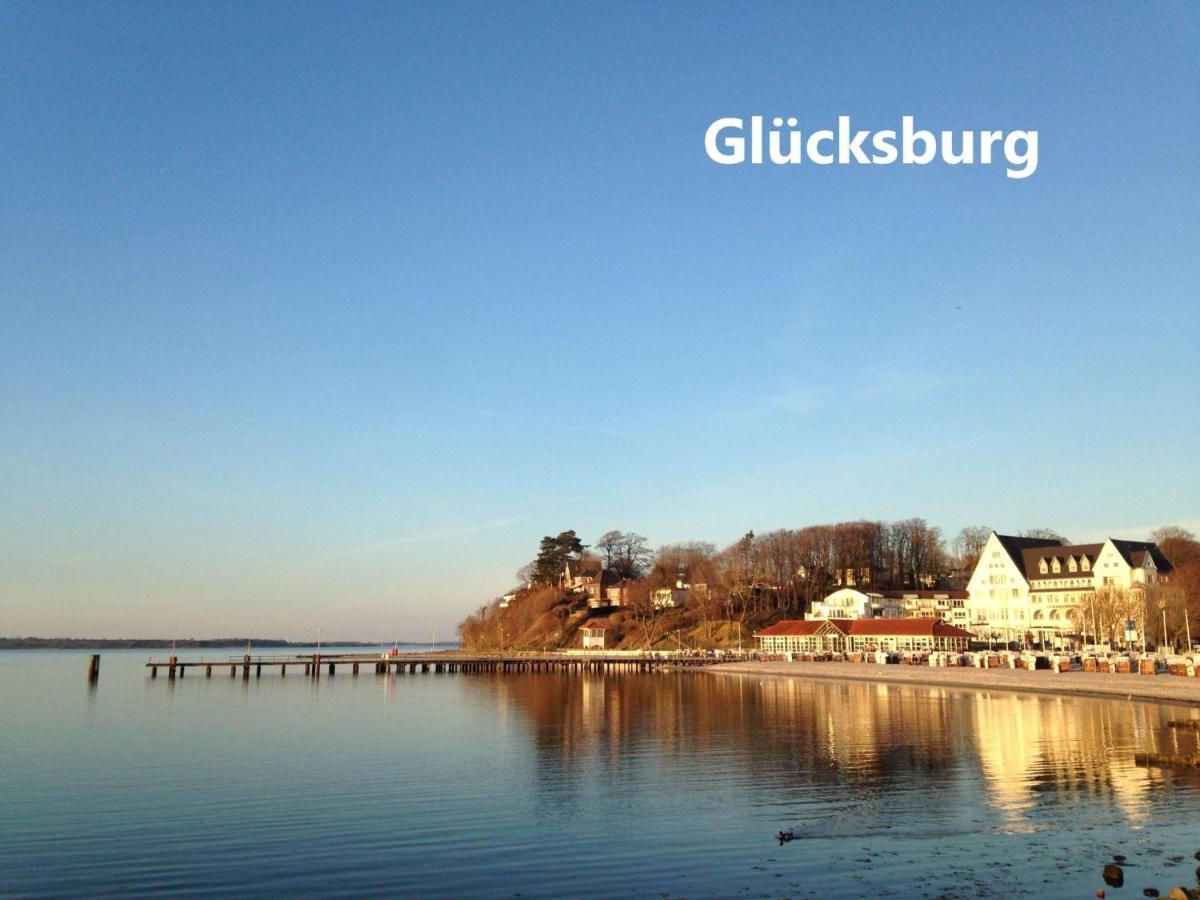Seeblick II - Gemuetliche 60Qm - Ganzes Haus - 50M Zum Naturstrand - Mit Terrasse Und Grossem Garten Glücksburg Extérieur photo